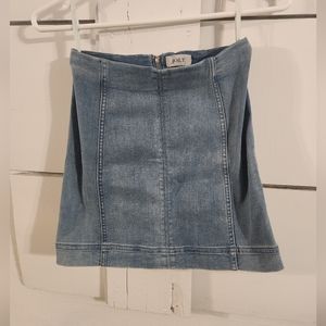 Jolt skirt size 3